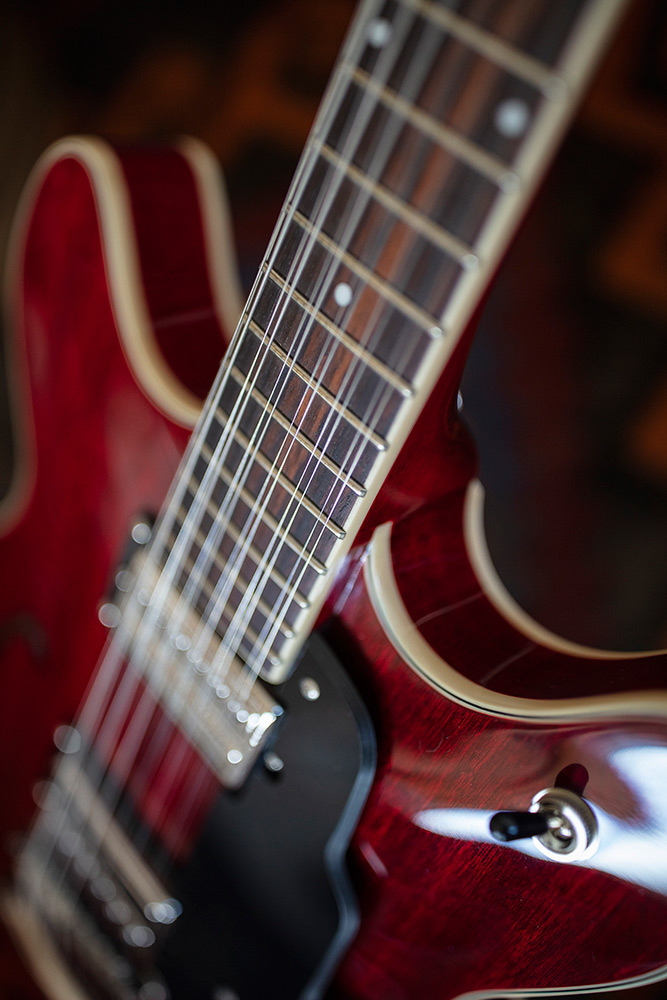 Top down image of Starfire I-12 neck