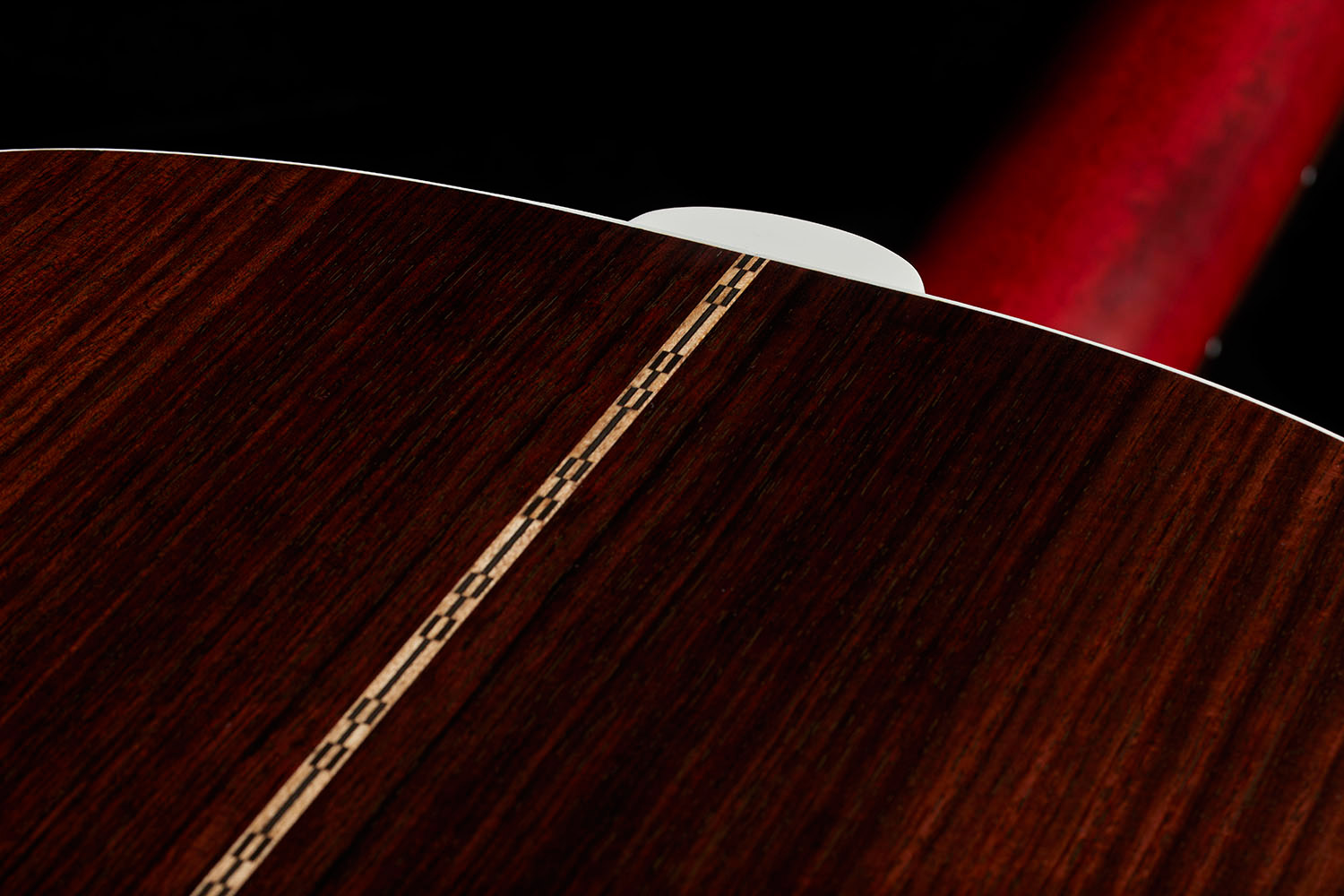 Close-up of back of the M-50 Standard Antique Burst heel