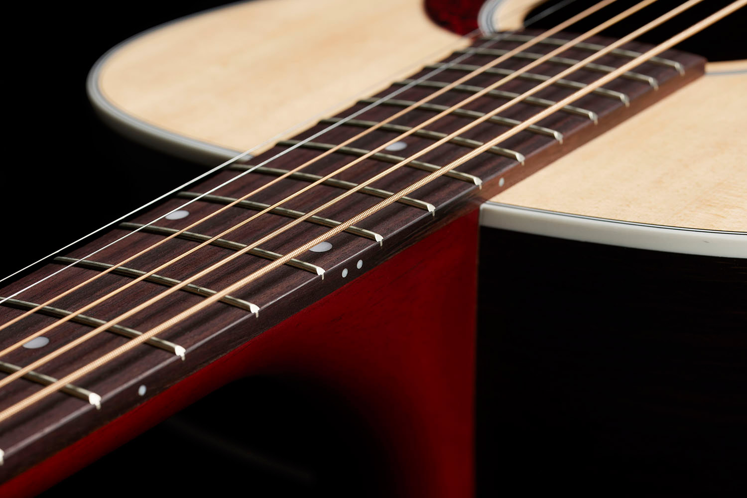 Close-up of the M-50 Standard Natural neck